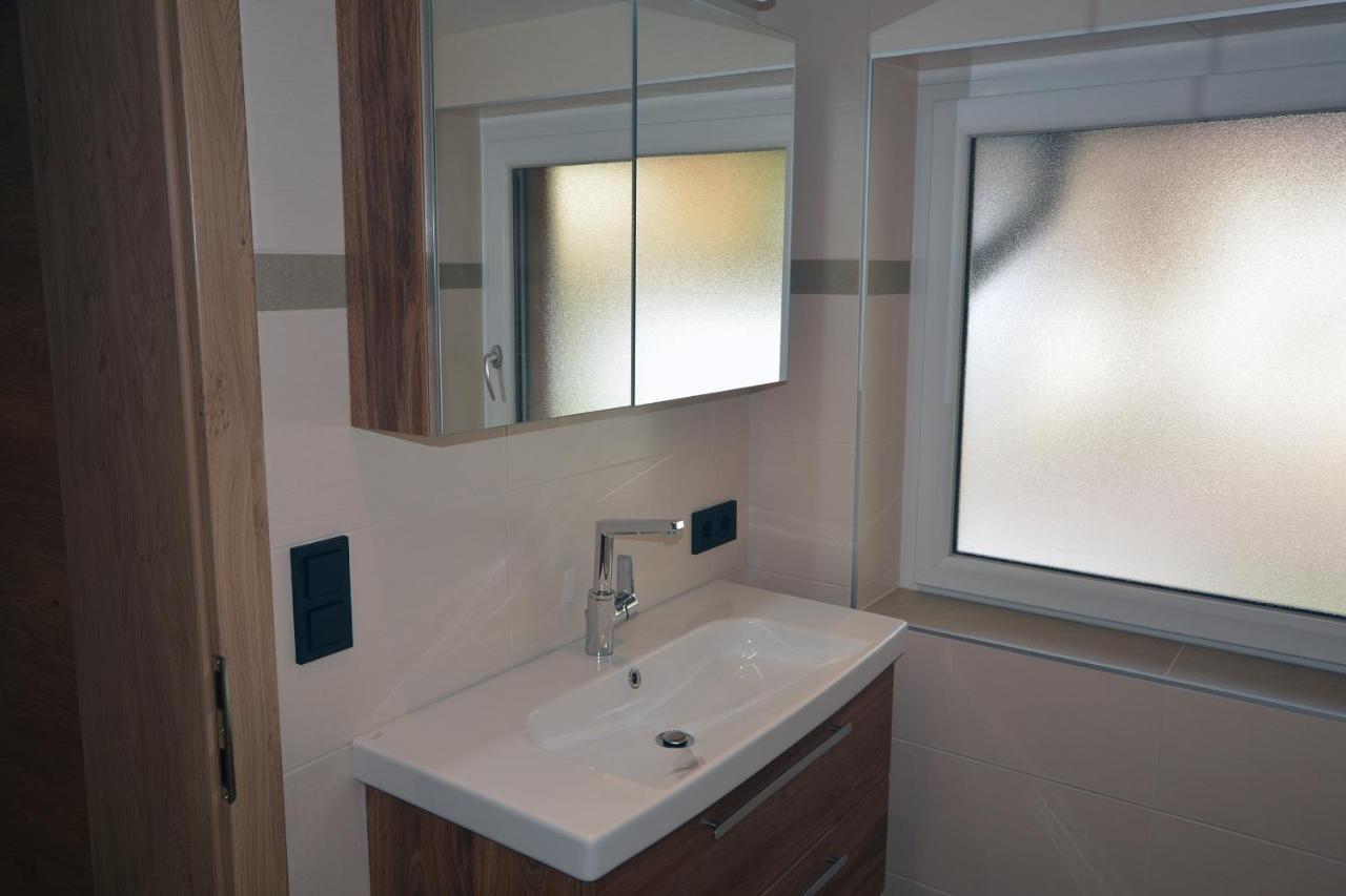 Gaestehaus Lina Apartment Тирзее Екстериор снимка